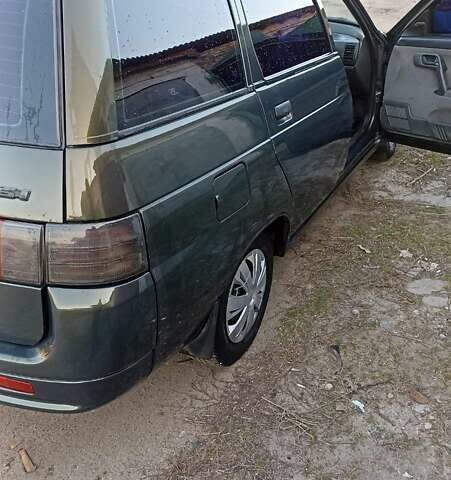 Зеленый ВАЗ 2111, объемом двигателя 1.6 л и пробегом 30 тыс. км за 2200 $, фото 1 на Automoto.ua