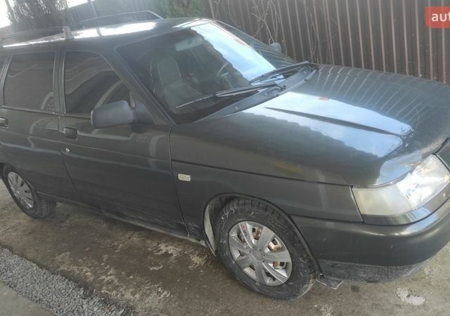 Зеленый ВАЗ 2111, объемом двигателя 1.6 л и пробегом 143 тыс. км за 1500 $, фото 1 на Automoto.ua