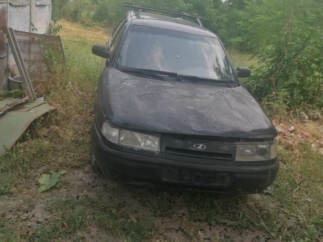 Зеленый ВАЗ 2111, объемом двигателя 1 л и пробегом 888 тыс. км за 900 $, фото 1 на Automoto.ua