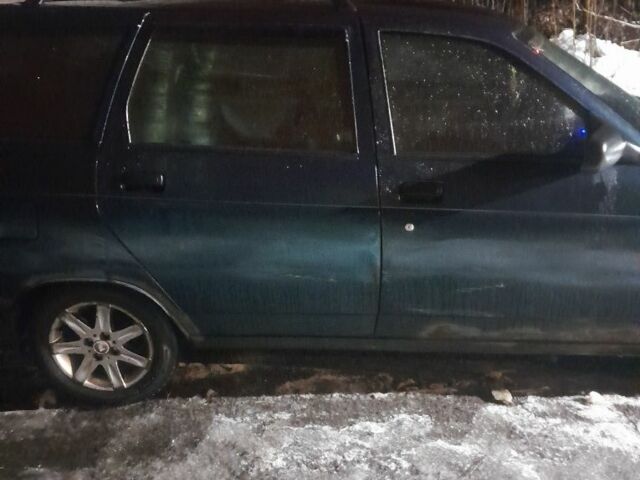 Зеленый ВАЗ 2111, объемом двигателя 10 л и пробегом 247 тыс. км за 1100 $, фото 1 на Automoto.ua