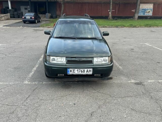 Зеленый ВАЗ 2111, объемом двигателя 1.6 л и пробегом 249 тыс. км за 1200 $, фото 1 на Automoto.ua