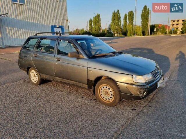 Зеленый ВАЗ 2111, объемом двигателя 1.6 л и пробегом 300 тыс. км за 2100 $, фото 1 на Automoto.ua