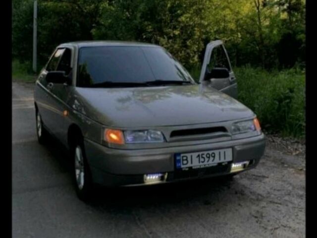 Бежевый ВАЗ 2112, объемом двигателя 1.6 л и пробегом 151 тыс. км за 2700 $, фото 1 на Automoto.ua