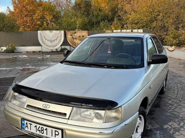 Бежевий ВАЗ 2112, об'ємом двигуна 1.6 л та пробігом 190 тис. км за 1600 $, фото 1 на Automoto.ua
