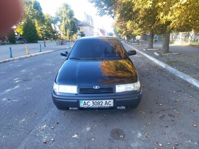 Чорний ВАЗ 2112, об'ємом двигуна 1 л та пробігом 189 тис. км за 1750 $, фото 1 на Automoto.ua