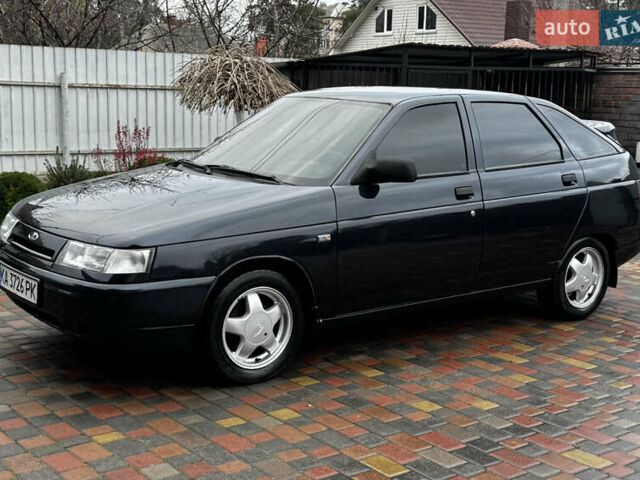 Чорний ВАЗ 2112, об'ємом двигуна 1.6 л та пробігом 120 тис. км за 1999 $, фото 1 на Automoto.ua