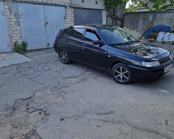 Черный ВАЗ 2112, объемом двигателя 0 л и пробегом 300 тыс. км за 1800 $, фото 1 на Automoto.ua