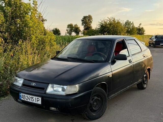 Черный ВАЗ 2112, объемом двигателя 1.6 л и пробегом 265 тыс. км за 650 $, фото 1 на Automoto.ua