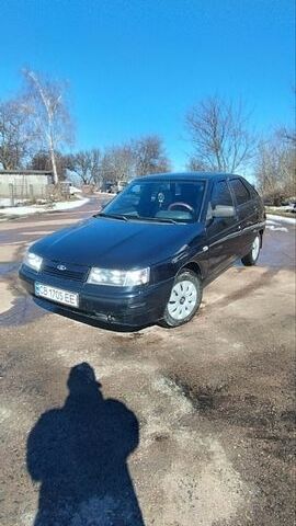Чорний ВАЗ 2112, об'ємом двигуна 1.6 л та пробігом 185 тис. км за 2150 $, фото 1 на Automoto.ua
