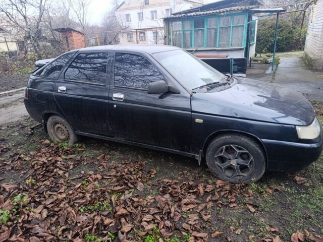 Черный ВАЗ 2112, объемом двигателя 1.6 л и пробегом 300 тыс. км за 800 $, фото 1 на Automoto.ua