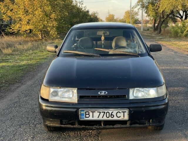 Черный ВАЗ 2112, объемом двигателя 1.6 л и пробегом 300 тыс. км за 1900 $, фото 1 на Automoto.ua
