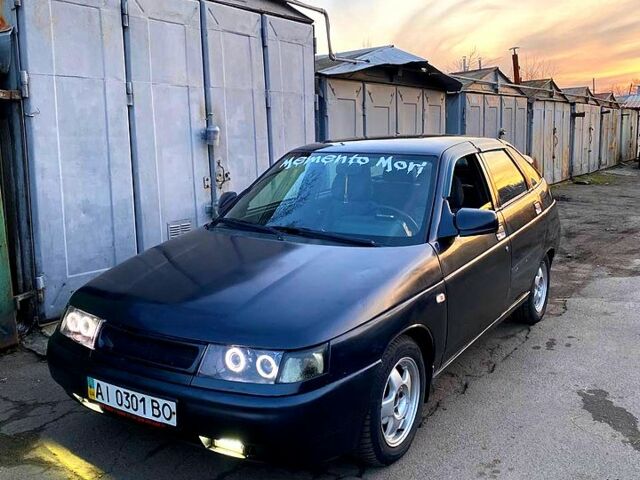 Черный ВАЗ 2112, объемом двигателя 1.6 л и пробегом 220 тыс. км за 1690 $, фото 1 на Automoto.ua