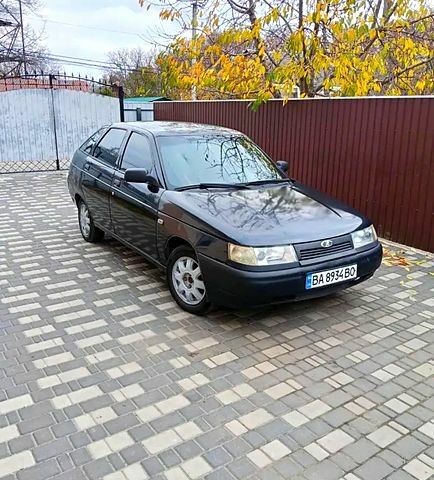 Черный ВАЗ 2112, объемом двигателя 1.6 л и пробегом 170 тыс. км за 1500 $, фото 1 на Automoto.ua