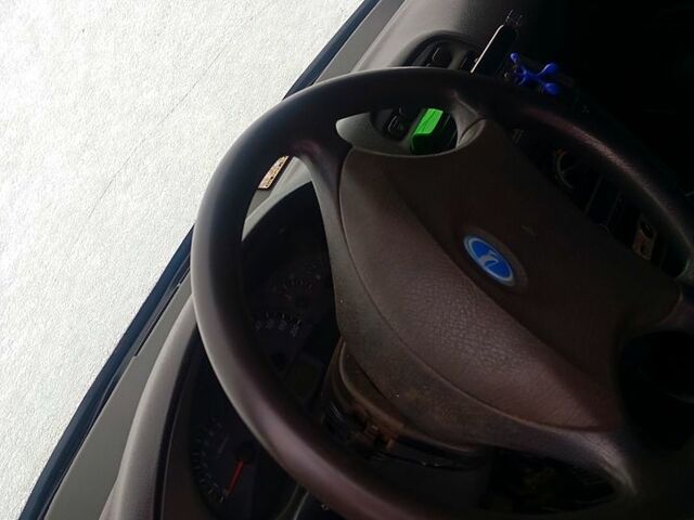 Черный ВАЗ 2112, объемом двигателя 1.6 л и пробегом 110 тыс. км за 2050 $, фото 1 на Automoto.ua