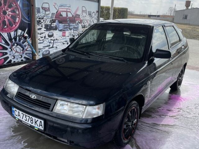 Чорний ВАЗ 2112, об'ємом двигуна 1.6 л та пробігом 193 тис. км за 2350 $, фото 1 на Automoto.ua