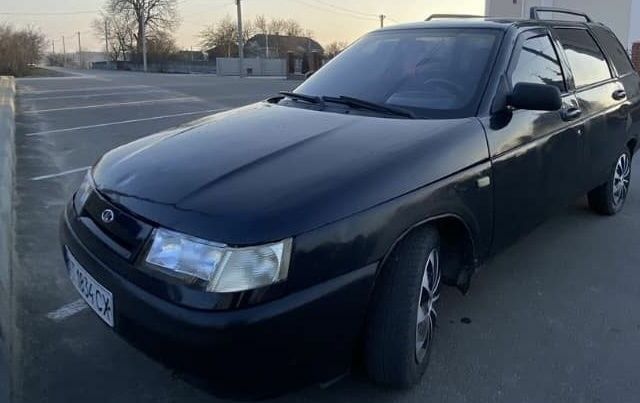 Черный ВАЗ 2112, объемом двигателя 1.6 л и пробегом 150 тыс. км за 1000 $, фото 1 на Automoto.ua
