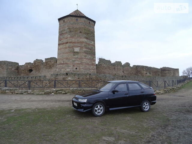 Чорний ВАЗ 2112, об'ємом двигуна 1.5 л та пробігом 50 тис. км за 2999 $, фото 1 на Automoto.ua