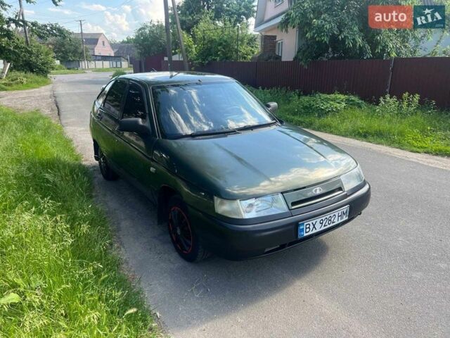 Коричневый ВАЗ 2112, объемом двигателя 1.6 л и пробегом 200 тыс. км за 1300 $, фото 1 на Automoto.ua