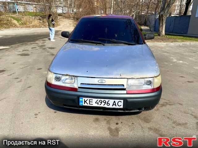 Красный ВАЗ 2112, объемом двигателя 1.6 л и пробегом 0 тыс. км за 1750 $, фото 1 на Automoto.ua