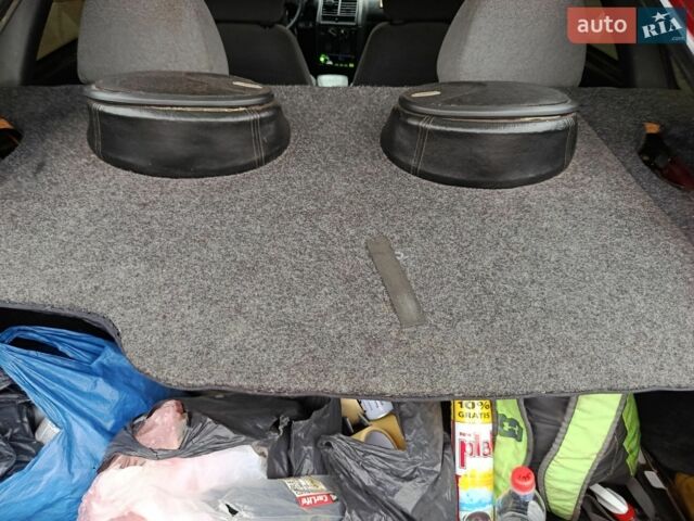 Червоний ВАЗ 2112, об'ємом двигуна 1.6 л та пробігом 170 тис. км за 1950 $, фото 1 на Automoto.ua