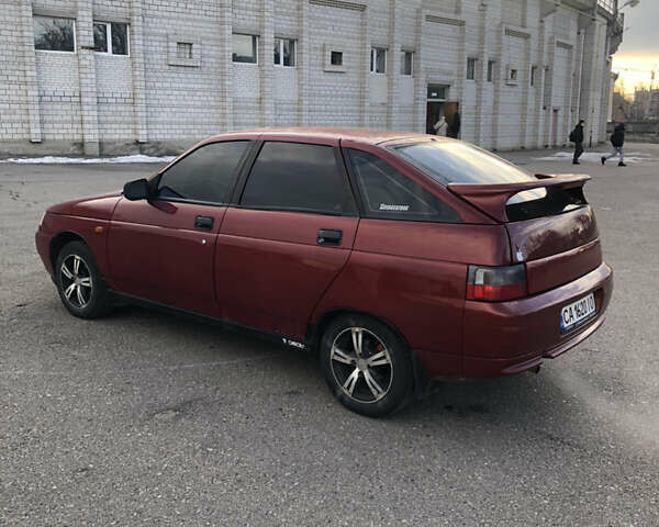 Красный ВАЗ 2112, объемом двигателя 1.6 л и пробегом 300 тыс. км за 2200 $, фото 1 на Automoto.ua