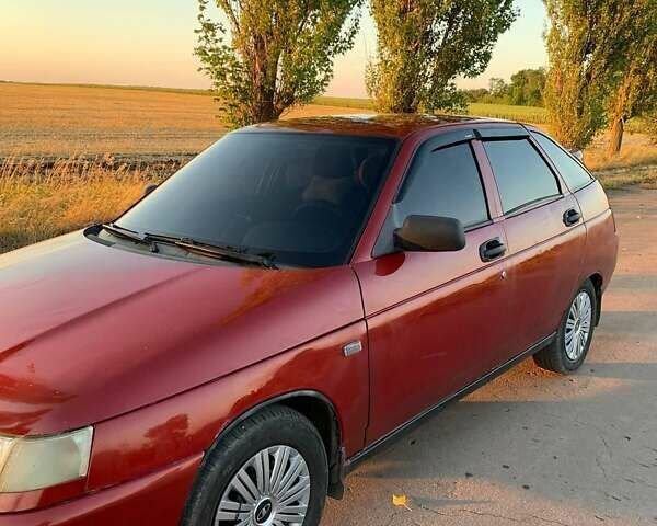 ВАЗ 2112 2007 в Ольшанка на Automoto.ua Красный ВАЗ 2112, объемом двигателя 1.6 л и пробегом 246 тыс. км за 2400 $, фото 1 на Automoto.ua