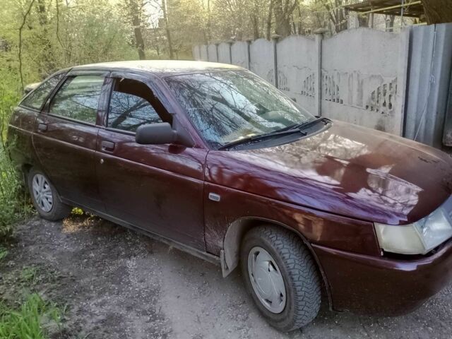 Красный ВАЗ 2112, объемом двигателя 1.6 л и пробегом 75 тыс. км за 2200 $, фото 1 на Automoto.ua