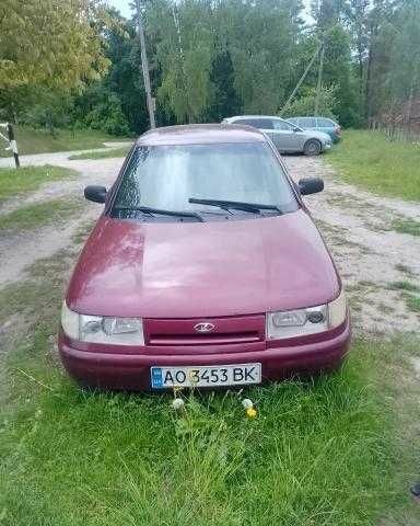 Красный ВАЗ 2112, объемом двигателя 1.5 л и пробегом 122 тыс. км за 900 $, фото 1 на Automoto.ua