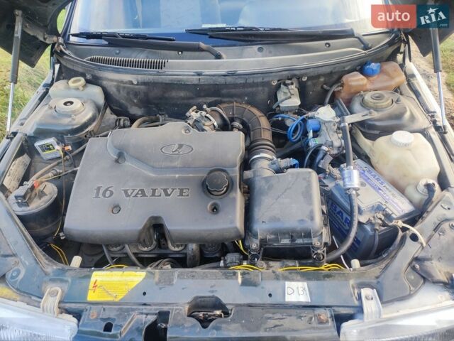 ВАЗ 2112, объемом двигателя 1.6 л и пробегом 208 тыс. км за 1400 $, фото 1 на Automoto.ua