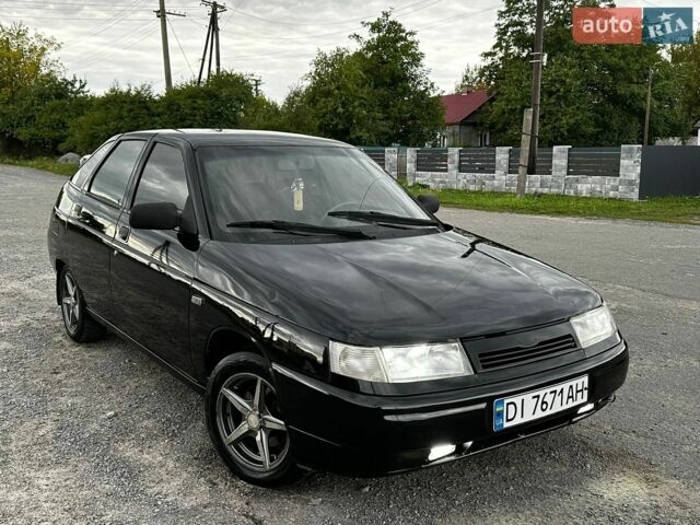 ВАЗ 2112, объемом двигателя 1.6 л и пробегом 237 тыс. км за 2000 $, фото 1 на Automoto.ua