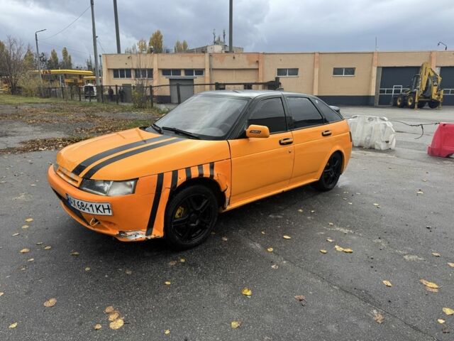 Желтый ВАЗ 2112, объемом двигателя 1.6 л и пробегом 125 тыс. км за 1700 $, фото 1 на Automoto.ua