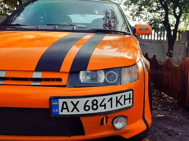 Желтый ВАЗ 2112, объемом двигателя 1.6 л и пробегом 123 тыс. км за 1400 $, фото 1 на Automoto.ua