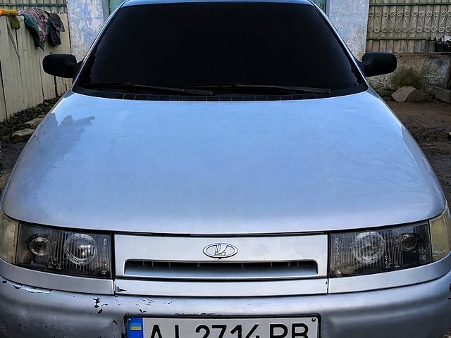 Сірий ВАЗ 2112, об'ємом двигуна 1.5 л та пробігом 112 тис. км за 2000 $, фото 1 на Automoto.ua