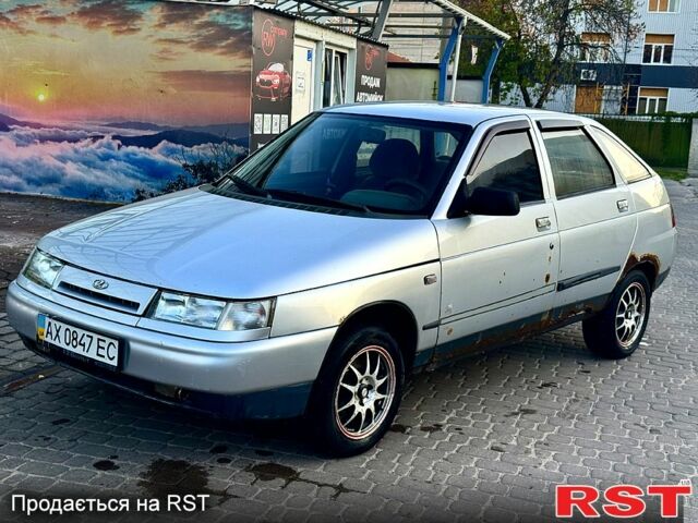 Серый ВАЗ 2112, объемом двигателя 1.5 л и пробегом 238 тыс. км за 749 $, фото 1 на Automoto.ua