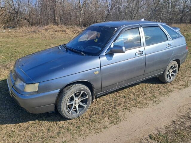 Серый ВАЗ 2112, объемом двигателя 1.5 л и пробегом 257 тыс. км за 2000 $, фото 1 на Automoto.ua