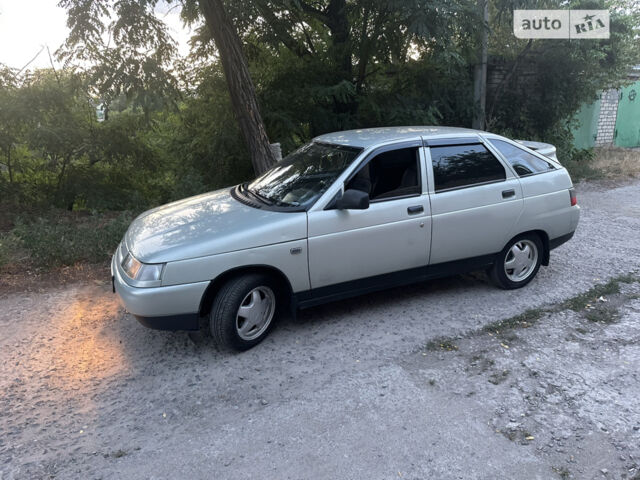 Сірий ВАЗ 2112, об'ємом двигуна 1.5 л та пробігом 255 тис. км за 1900 $, фото 1 на Automoto.ua
