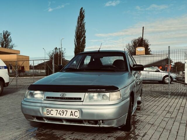 ВАЗ 2112 2002 в Владимир-Волынский на Automoto.ua Серый ВАЗ 2112, объемом двигателя 1.5 л и пробегом 165 тыс. км за 1100 $, фото 1 на Automoto.ua
