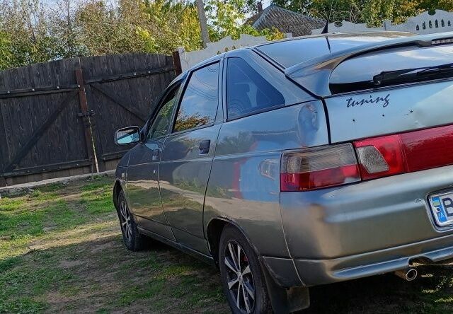 Сірий ВАЗ 2112, об'ємом двигуна 1.5 л та пробігом 180 тис. км за 1255 $, фото 1 на Automoto.ua