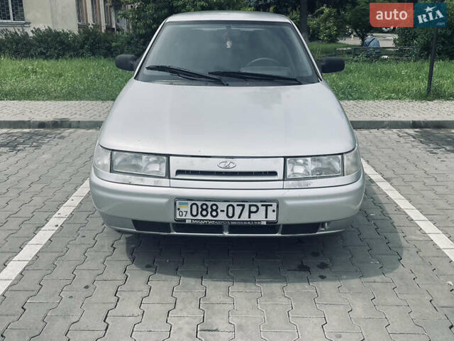 Серый ВАЗ 2112, объемом двигателя 1.5 л и пробегом 253 тыс. км за 1100 $, фото 1 на Automoto.ua