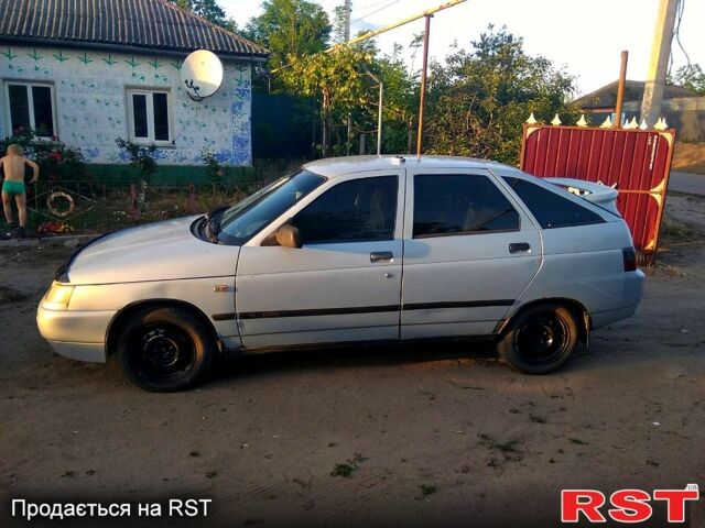 Серый ВАЗ 2112, объемом двигателя 1.6 л и пробегом 100 тыс. км за 1100 $, фото 1 на Automoto.ua