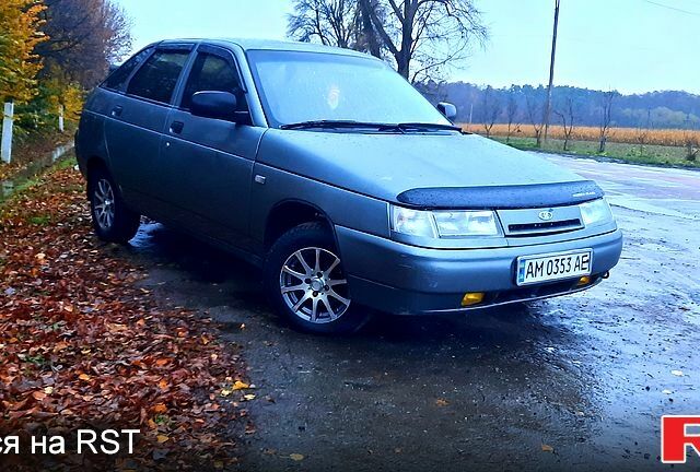 Серый ВАЗ 2112, объемом двигателя 1.6 л и пробегом 199 тыс. км за 1750 $, фото 1 на Automoto.ua