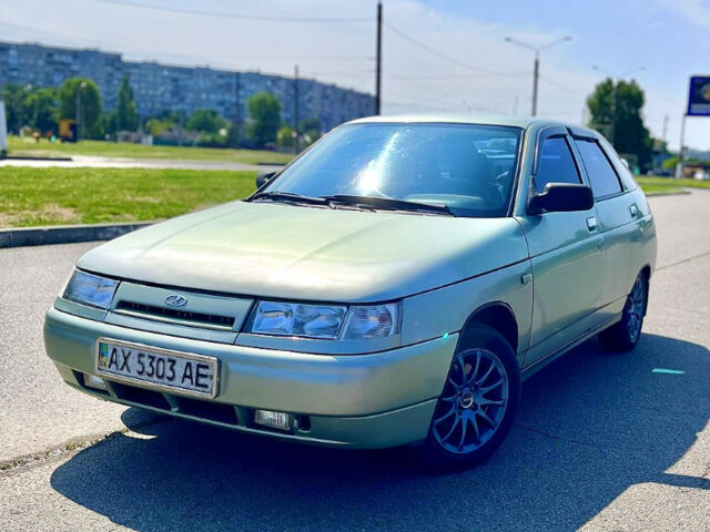 Серый ВАЗ 2112, объемом двигателя 1.6 л и пробегом 320 тыс. км за 2200 $, фото 1 на Automoto.ua