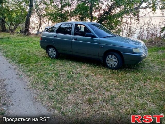 ВАЗ 2112 2005 в Верхнеднепровске на Automoto.ua Серый ВАЗ 2112, объемом двигателя 1.6 л и пробегом 278 тыс. км за 2500 $, фото 1 на Automoto.ua