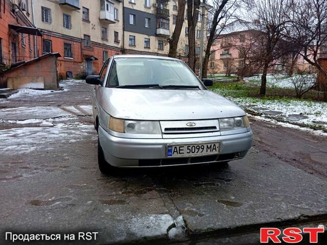 Серый ВАЗ 2112, объемом двигателя 1.6 л и пробегом 235 тыс. км за 1000 $, фото 1 на Automoto.ua