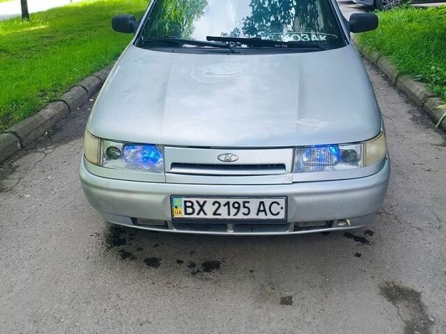 Серый ВАЗ 2112, объемом двигателя 1.6 л и пробегом 270 тыс. км за 900 $, фото 1 на Automoto.ua