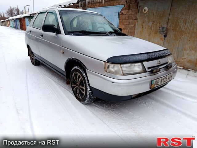 Серый ВАЗ 2112, объемом двигателя 1.6 л и пробегом 180 тыс. км за 1750 $, фото 1 на Automoto.ua