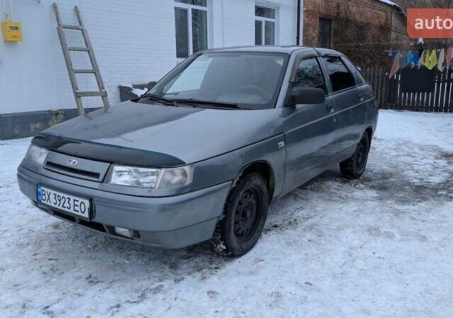 Сірий ВАЗ 2112, об'ємом двигуна 1.6 л та пробігом 211 тис. км за 1600 $, фото 1 на Automoto.ua