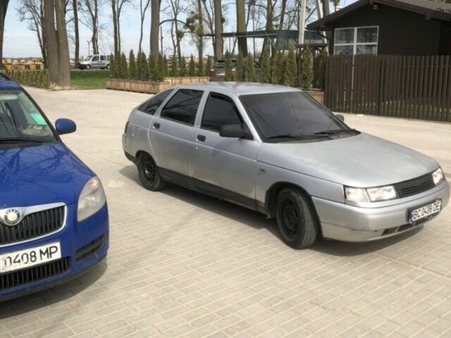 Серый ВАЗ 2112, объемом двигателя 1.6 л и пробегом 300 тыс. км за 499 $, фото 1 на Automoto.ua
