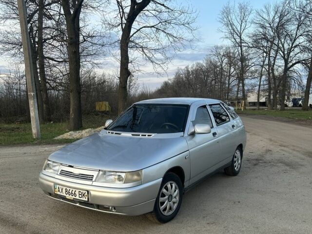 Серый ВАЗ 2112, объемом двигателя 1.5 л и пробегом 247 тыс. км за 1518 $, фото 1 на Automoto.ua