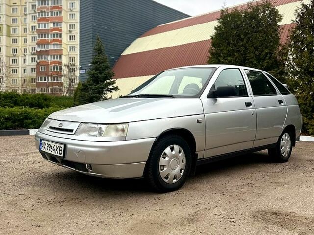 Серый ВАЗ 2112, объемом двигателя 1.6 л и пробегом 73 тыс. км за 2650 $, фото 1 на Automoto.ua